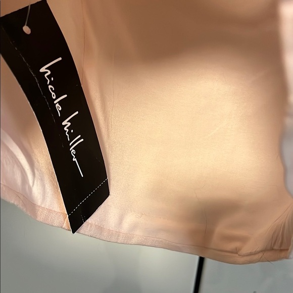 NICOLE MILLER COLLECTION NWT Pink Crop Linen Tank Top, Size M - Picture 8 of 10